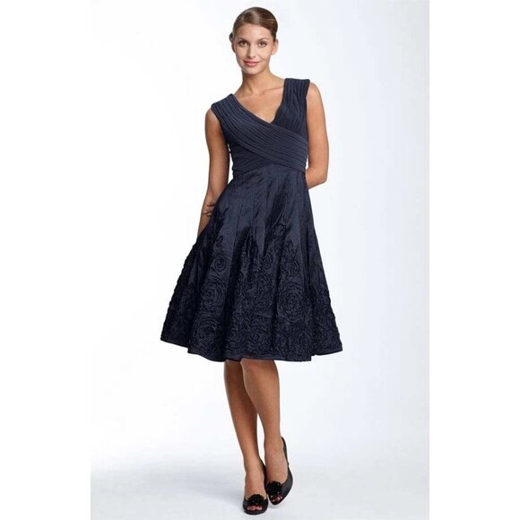 NWT Adrianna Papell Black Taffeta Cocktail  A-Line Women's  Midi Dress Size 4 - Picture 1 of 9